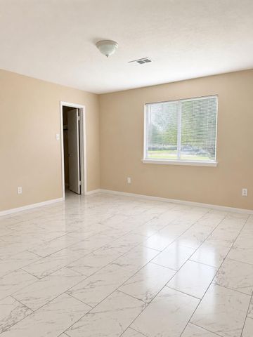 4863 Drew Forest Lane, Humble, TX 77346
