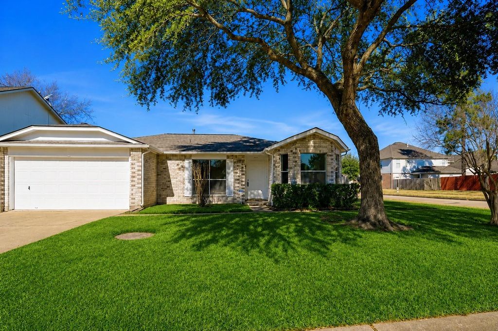 4863 Drew Forest Lane, Humble, TX 77346