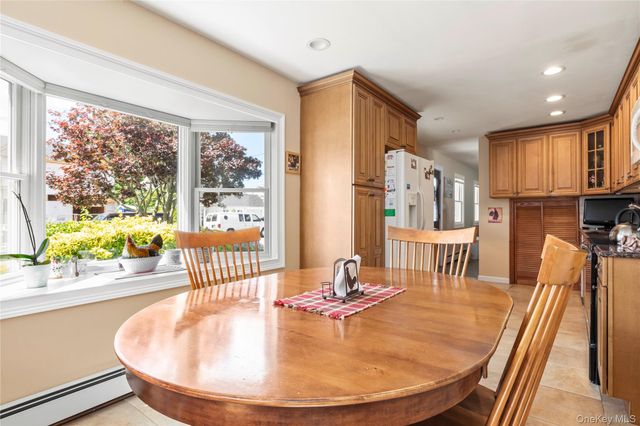 51 Cliff Lane, Levittown, NY 11756