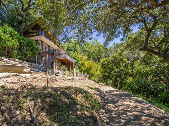 2 Monte Verde Heights, Santa Cruz, CA 95060