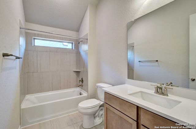 1727 Heritage Maples, New Braunfels, TX 78132