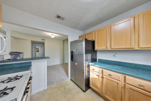 201 Natchez Trace, Atlanta, GA 30350