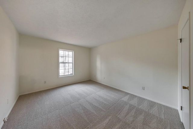 201 Natchez Trace, Atlanta, GA 30350