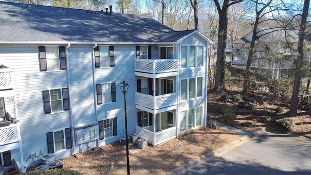 201 Natchez Trace, Atlanta, GA 30350