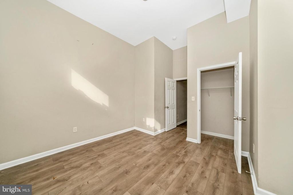 Image 4 of property listing at 1014 W LANVALE ST, Baltimore, MD 21217