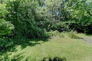 11511 Ridge Drive, Independence, MO 64054