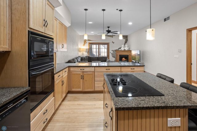 #12 Broadway 203, Fargo, ND 58102