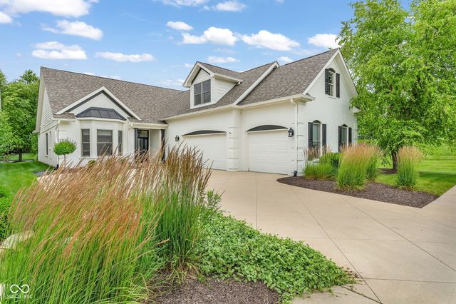 15268 Kampen Circle, Carmel, IN 46033