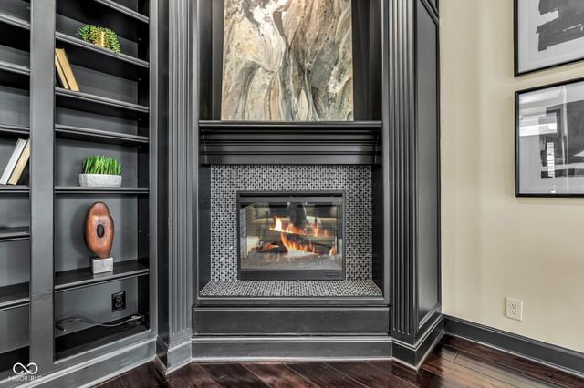 15268 Kampen Circle, Carmel, IN 46033