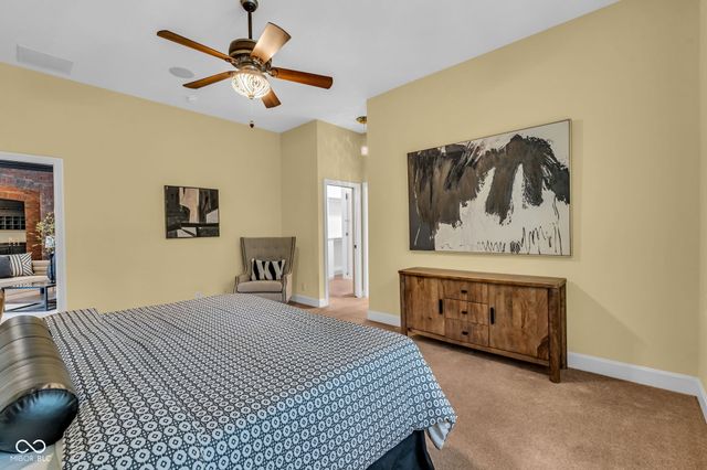 15268 Kampen Circle, Carmel, IN 46033