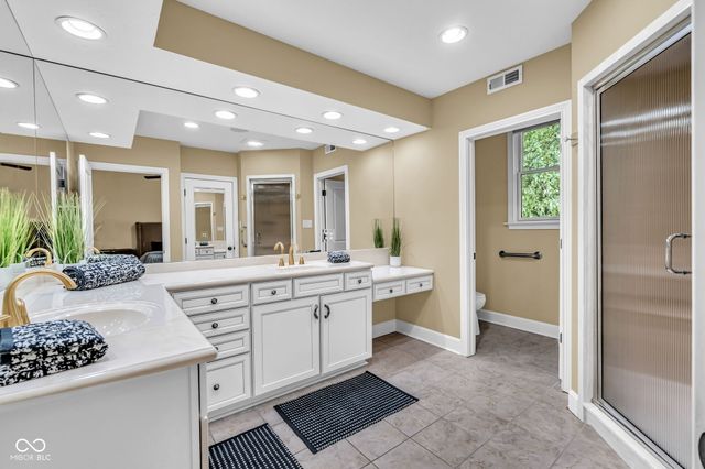 15268 Kampen Circle, Carmel, IN 46033
