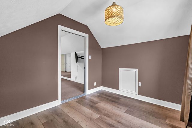 15268 Kampen Circle, Carmel, IN 46033