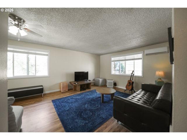 2413 MARKLE Ave, Vancouver, WA 98660