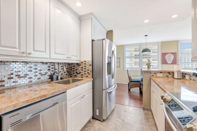 2121 N Ocean Boulevard 801w, Boca Raton, FL 33431