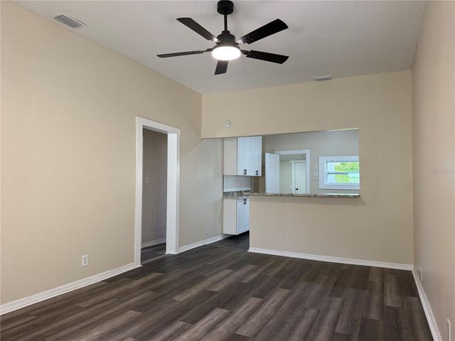 8113 N SEMMES STREET, Tampa, FL 33604