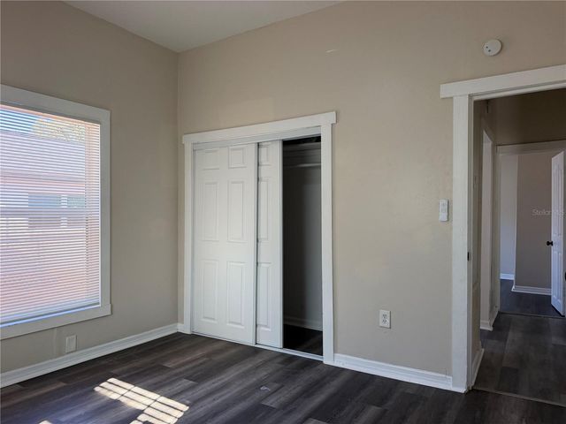 8113 N SEMMES STREET, Tampa, FL 33604
