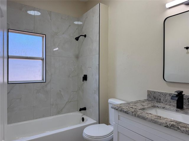 8113 N SEMMES STREET, Tampa, FL 33604