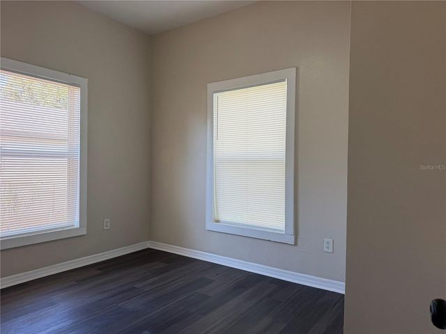 8113 N SEMMES STREET, Tampa, FL 33604