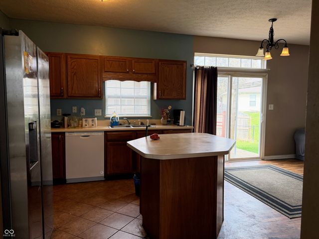 6110 Trillium Woods Court, Indianapolis, IN 46221