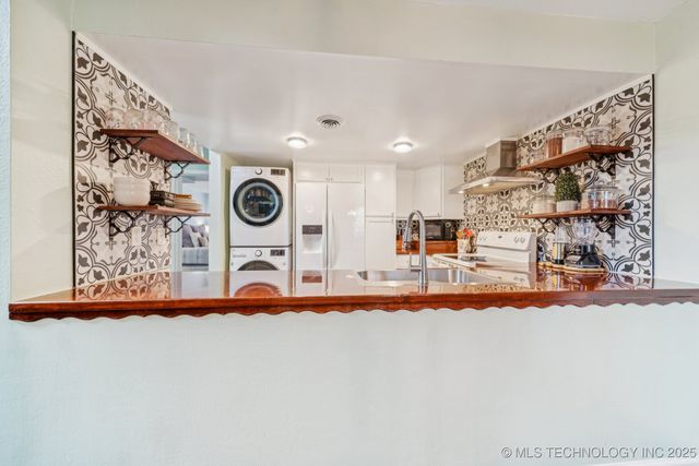 7050 E 33rd Street 0, Tulsa, OK 74145