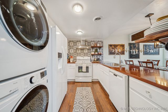 7050 E 33rd Street 0, Tulsa, OK 74145