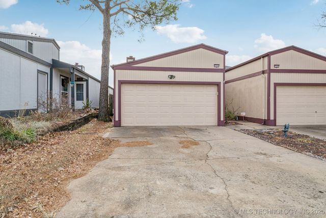 7050 E 33rd Street 0, Tulsa, OK 74145