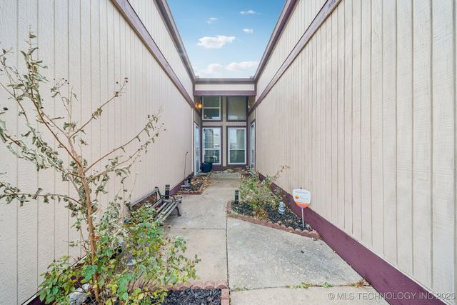 7050 E 33rd Street 0, Tulsa, OK 74145