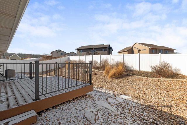 6800 MULBERRY DR, Summerset, SD 57718