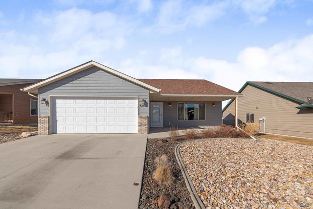 6800 MULBERRY DR, Summerset, SD 57718