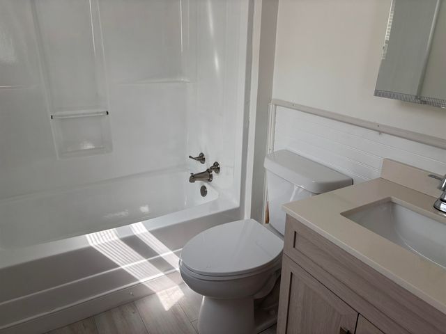 243 W 2nd St, Ceredo, WV 25507