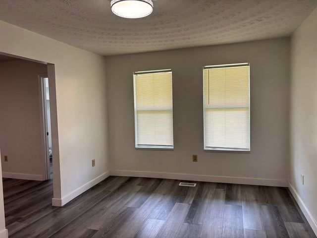 243 W 2nd St, Ceredo, WV 25507