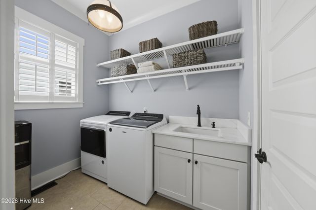 6517 Chalfont Circle, Wilmington, NC 28405