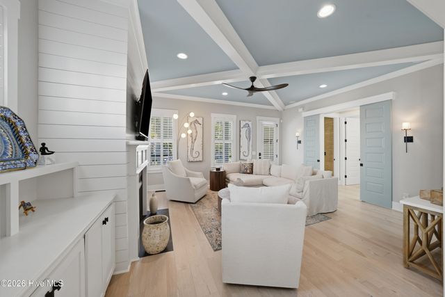 6517 Chalfont Circle, Wilmington, NC 28405