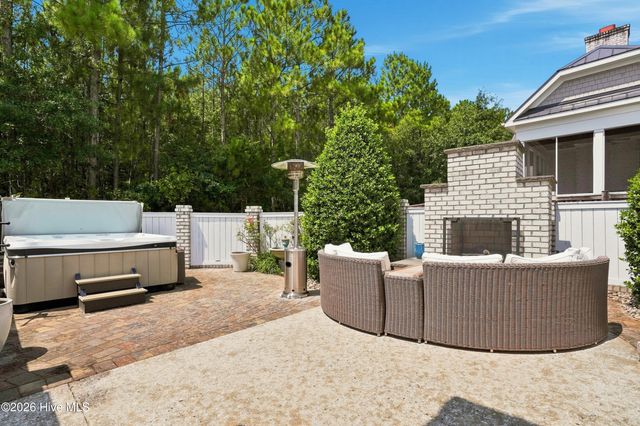 6517 Chalfont Circle, Wilmington, NC 28405