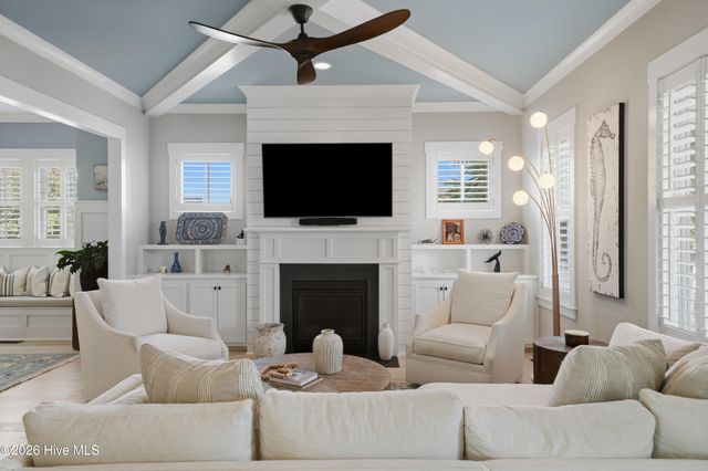 6517 Chalfont Circle, Wilmington, NC 28405