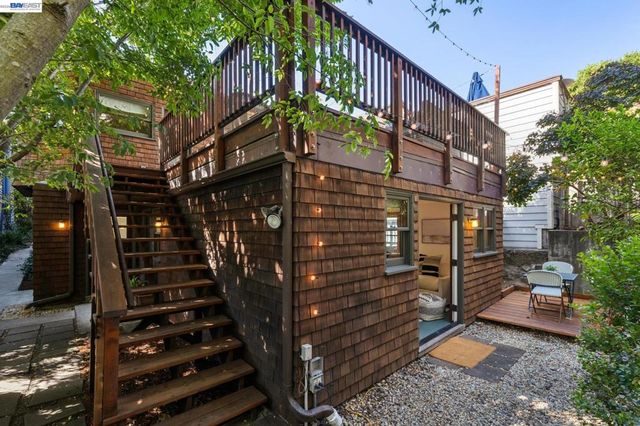 542 Chetwood St, Oakland, CA 94610