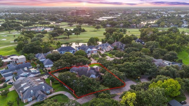 3 Regent Court, Sugar Land, TX 77478