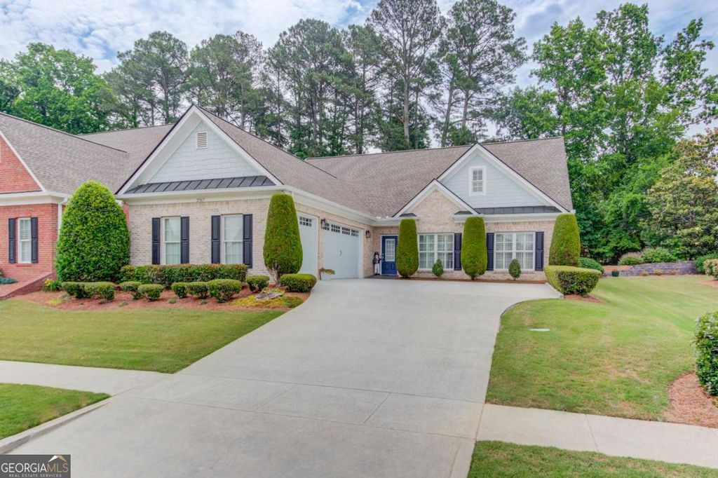 2767 Bearcreek Place, Buford, GA 30519