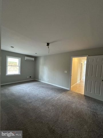 2642 SPRING RD, Chambersburg, PA 17202