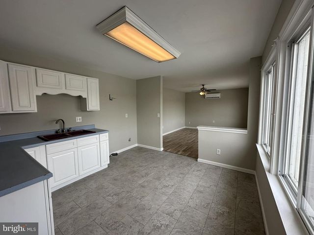 2642 SPRING RD, Chambersburg, PA 17202