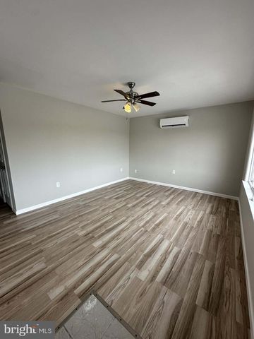 2642 SPRING RD, Chambersburg, PA 17202