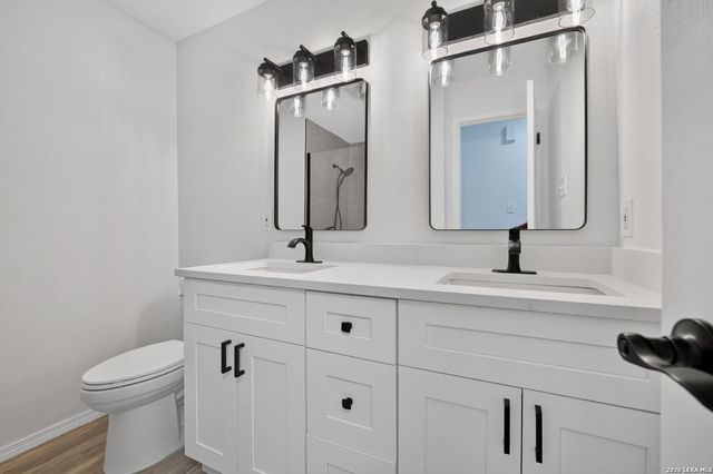 222 Vista Del Sur, San Antonio, TX 78207