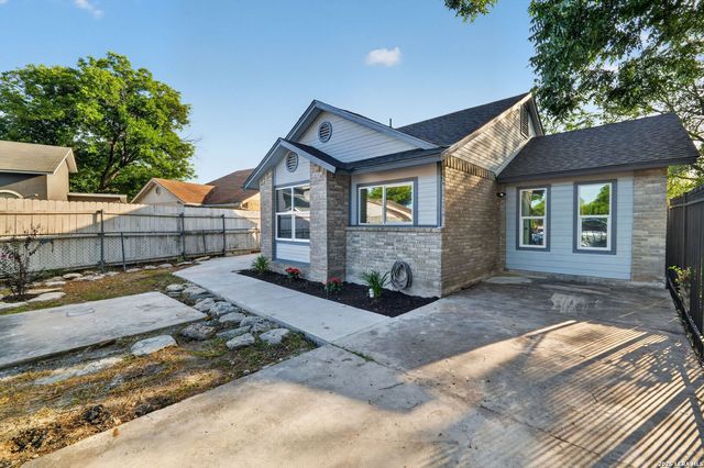 222 Vista Del Sur, San Antonio, TX 78207