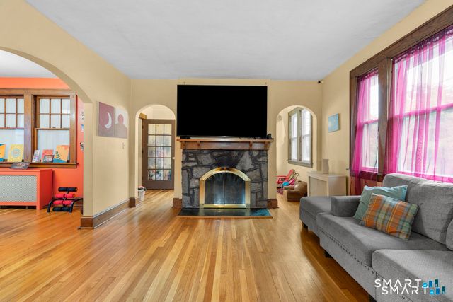 34 Glenwood Avenue, Stratford, CT 06614