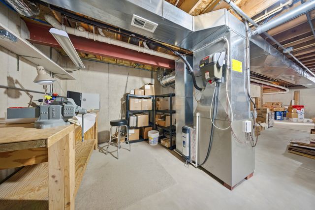 700 Brighton Drive, Pingree Grove, IL 60140