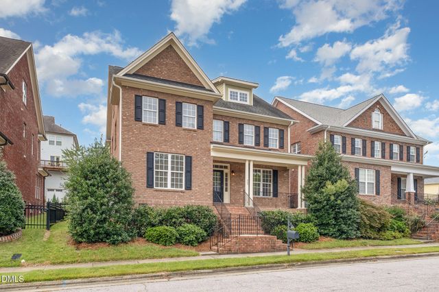 402 Village Loop Drive, Apex, NC 27502