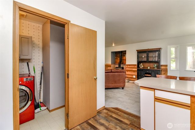 624 SE Pine Road, Port Orchard, WA 98367