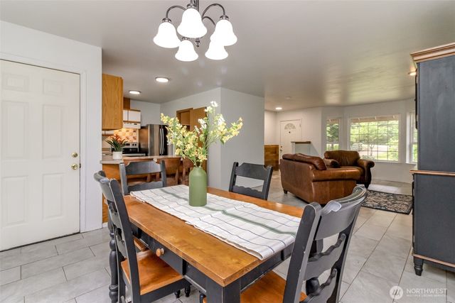 624 SE Pine Road, Port Orchard, WA 98367