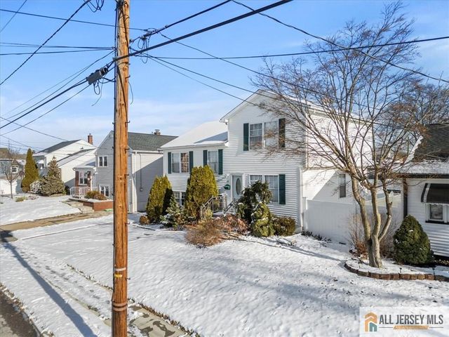 30 Fillmore Avenue, Carteret, NJ 07008