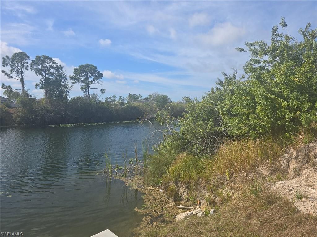 1810 NW 27th ST, CAPE CORAL, FL 33993 — exterior